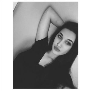 Meet your Posher, Eszter